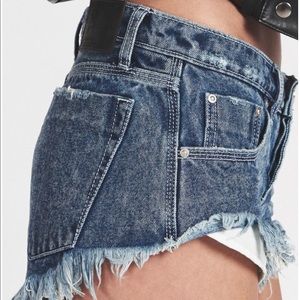 One Teaspoon Bonita Distressed Shorts